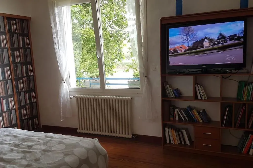 Le Chalet De L'Odet Quimper 0*,  France